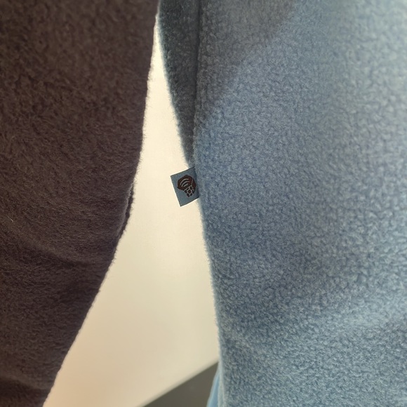 Mountain Hardwear Unclassic 1/2 Zip Pullover Fleece Hoodie - Picture 6 of 8